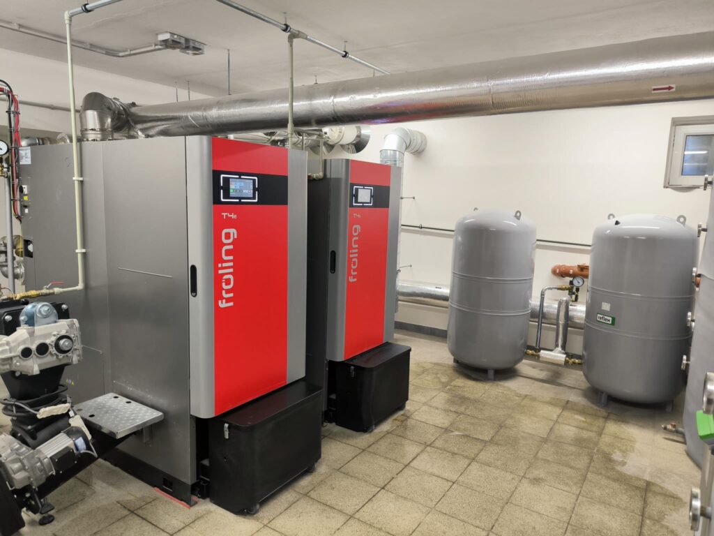 Instalace kotlů na biomasu – realizace SWHG v Radimi u Kolína